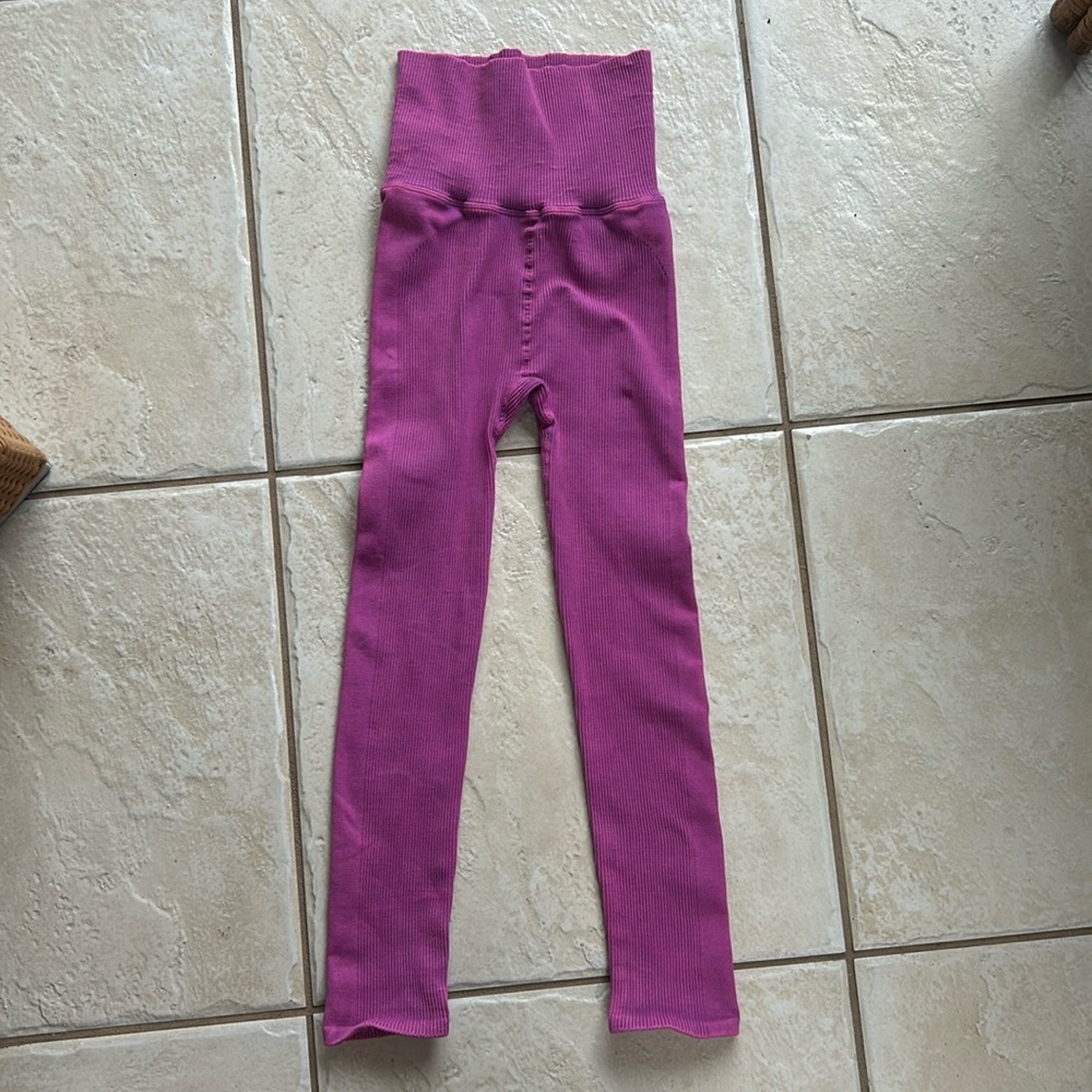 NWOT Free People Movement ribbed leggings